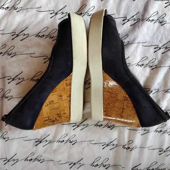 Donald J Pliner Carli Black Shoes Suede Wedges Size 7 Pump Cork Look Peep Toe - Picture 3 of 6